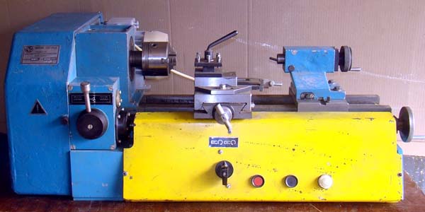 ТН-1М Загальний вигляд токарно-гвинторізного верстата